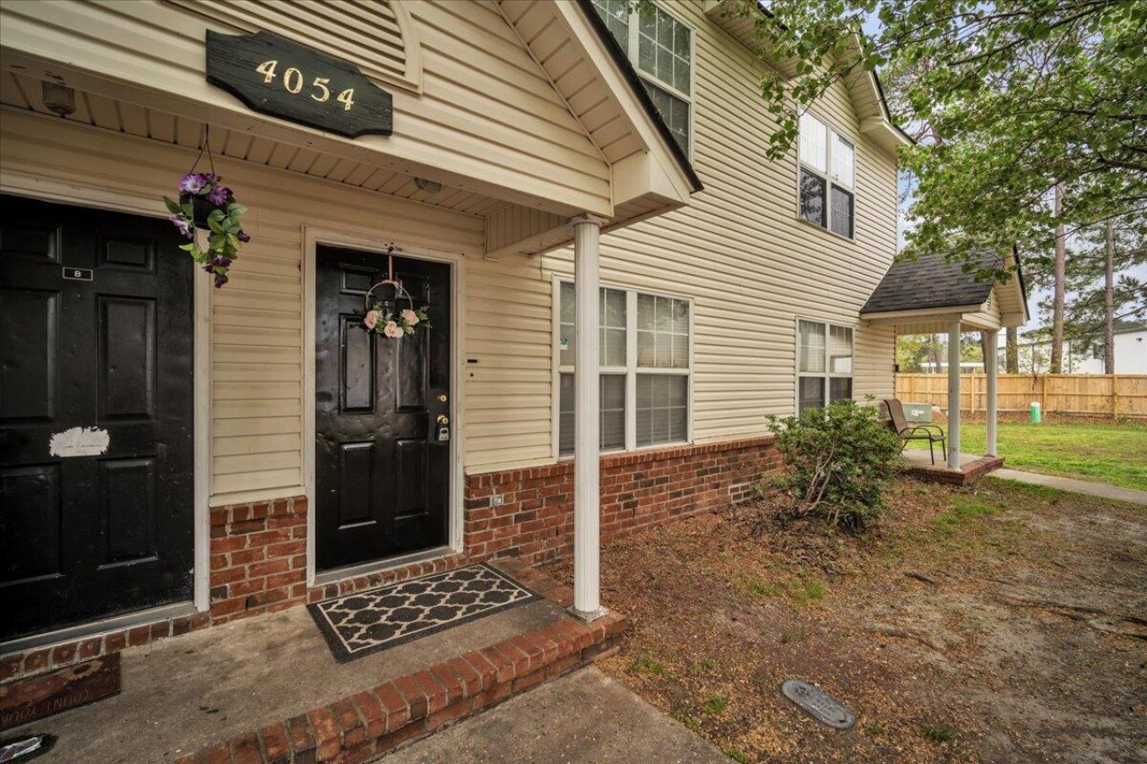 4054 Cedars Parkway Photo 1