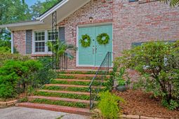 663 Harbor View Road photo 4
