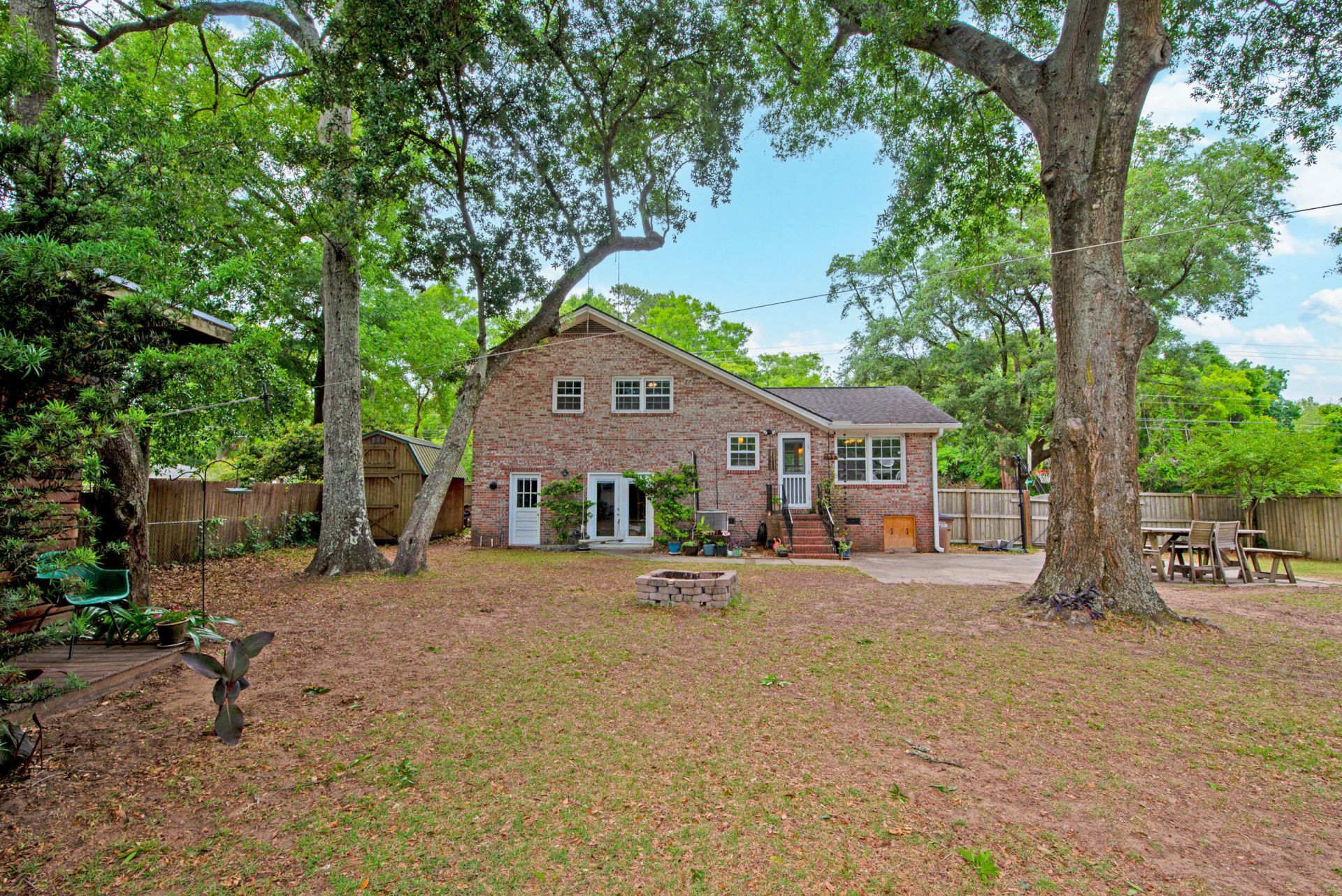 663 Harbor View Road Photo 26
