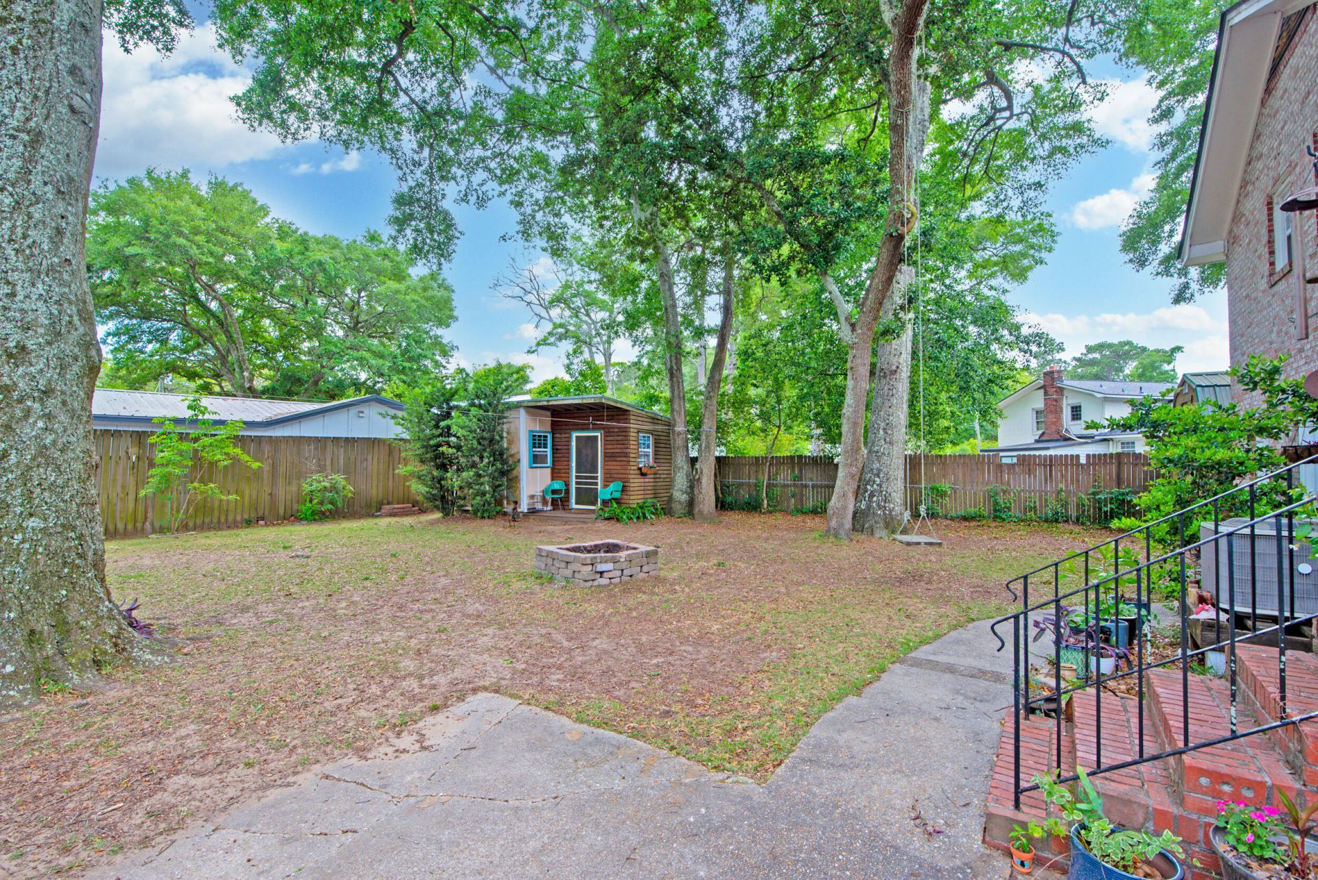 663 Harbor View Road Photo 41