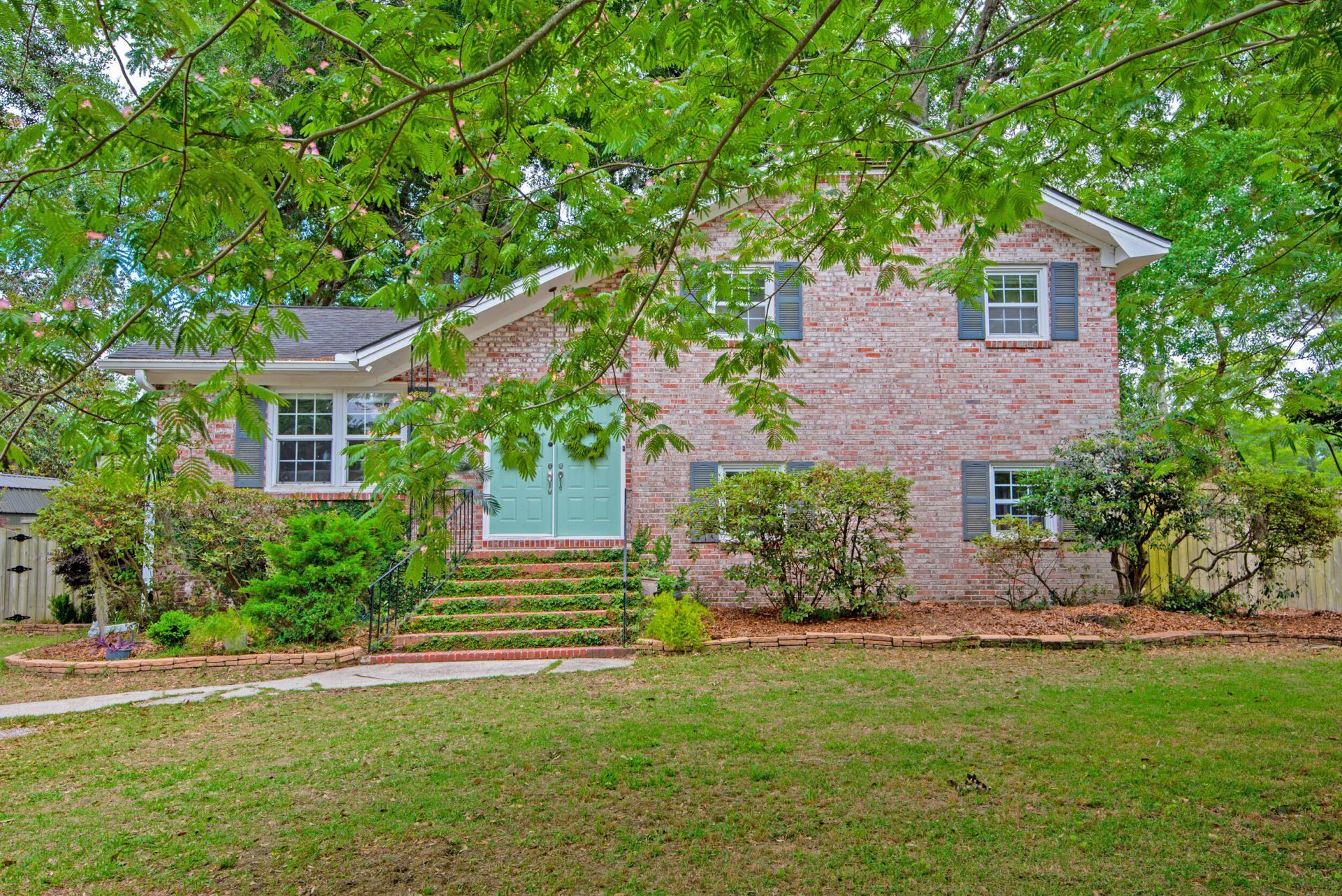 663 Harbor View Road Photo 43