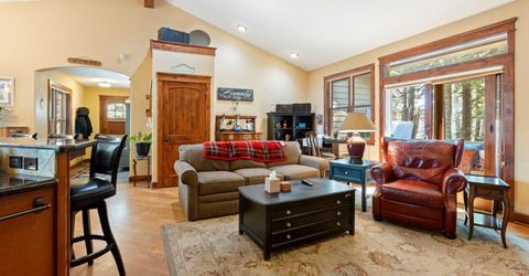 1534 Miztec Street, South Lake Tahoe, CA 96150 Photo
