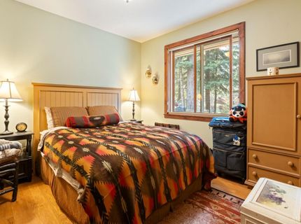 1534 Miztec Street, South Lake Tahoe, CA 96150 Photo