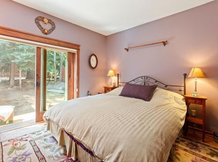 1534 Miztec Street, South Lake Tahoe, CA 96150 Photo