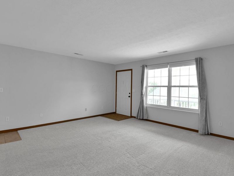 653 Villa Drive , Ontario, OH 44906 Photo 4
