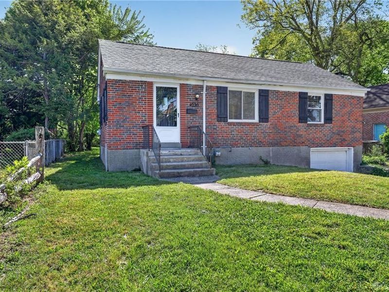 4220 Winona Avenue, Harrison Township, OH 45405 Photo 2