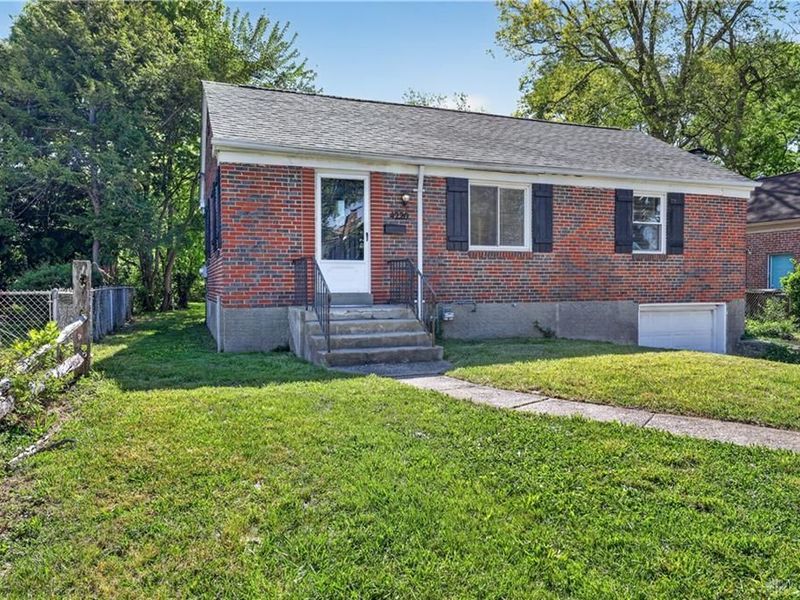 4220 Winona Avenue, Harrison Township, OH 45405 Photo 2