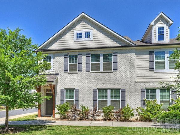 111 Cranford Drive , Pineville, NC 28134