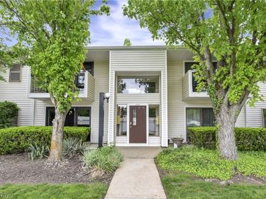 2880 N Bay Drive, Unit N10, Westlake, OH 44145