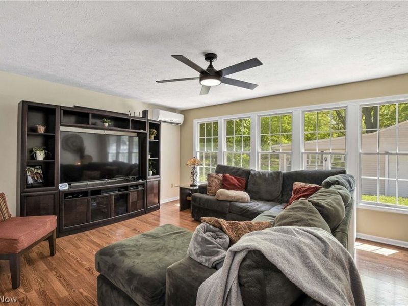 32207 Lake Road, Avon Lake, OH 44012 Photo 16