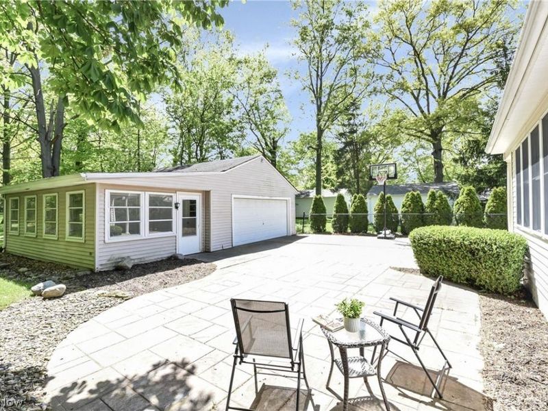 32207 Lake Road, Avon Lake, OH 44012 Photo 33