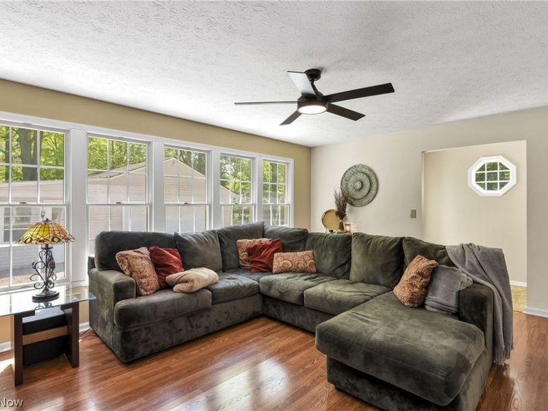32207 Lake Road, Avon Lake, OH 44012 Photo 5