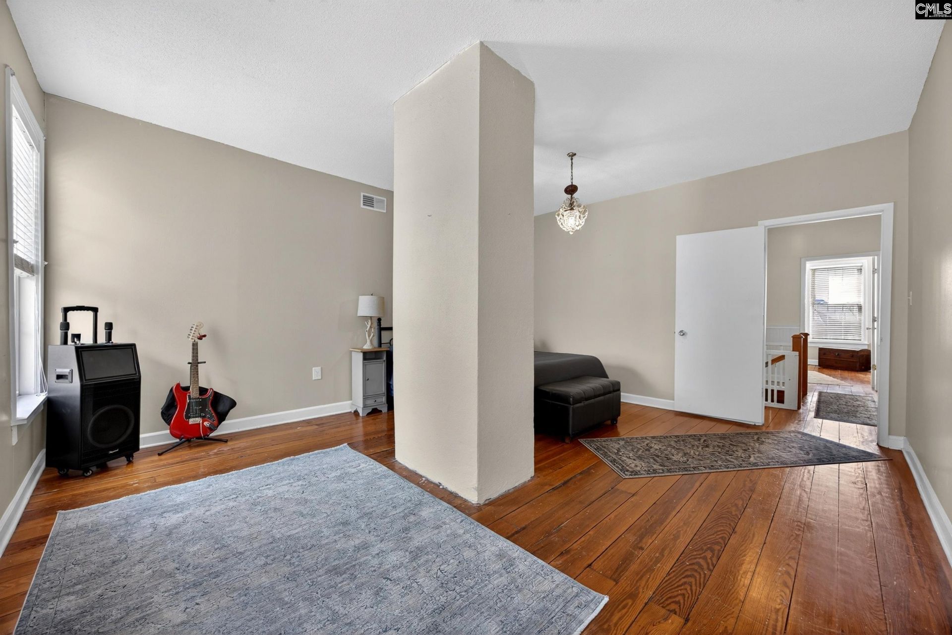 210 Shorebreeze Drive  Photo 43
