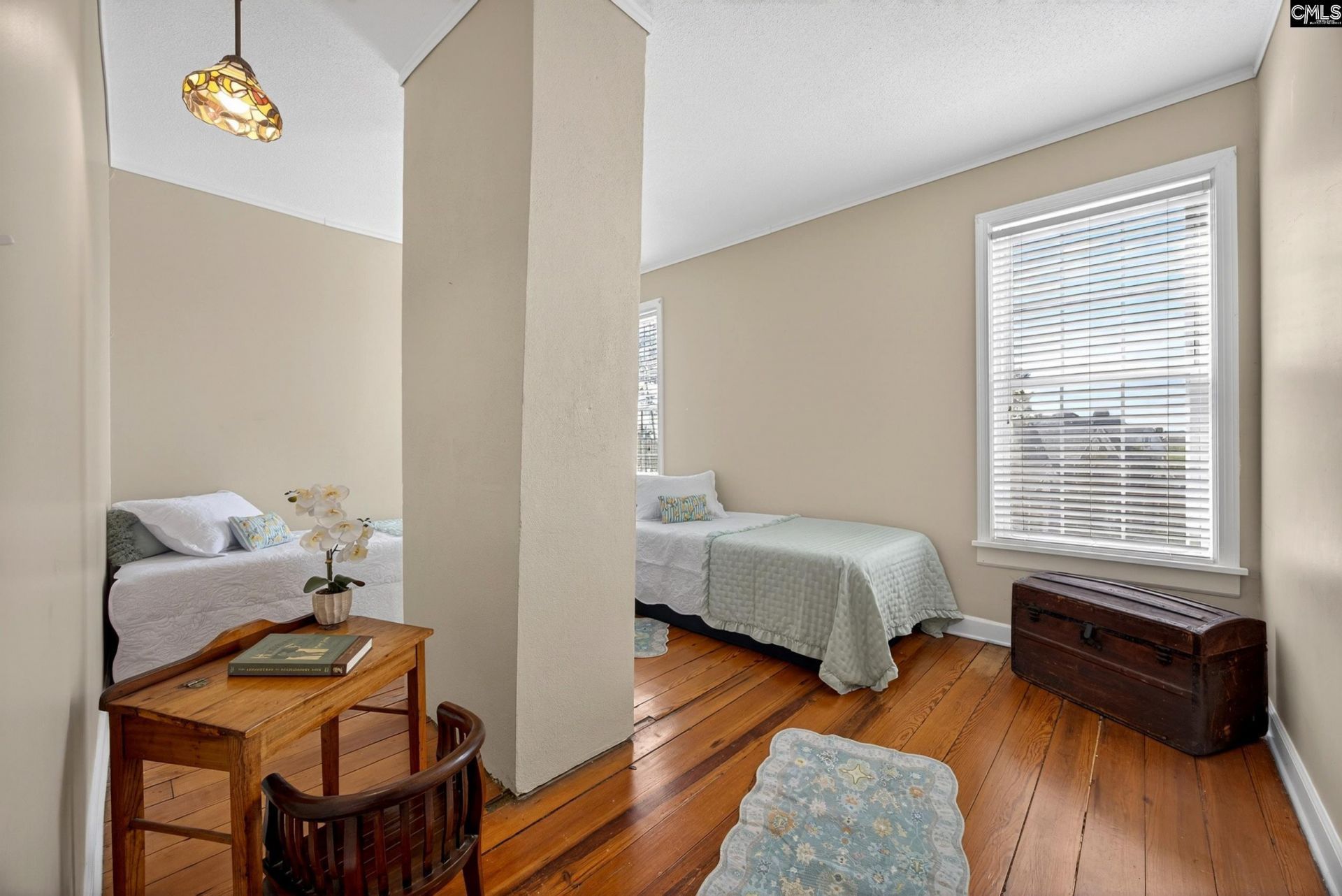 210 Shorebreeze Drive  Photo 45