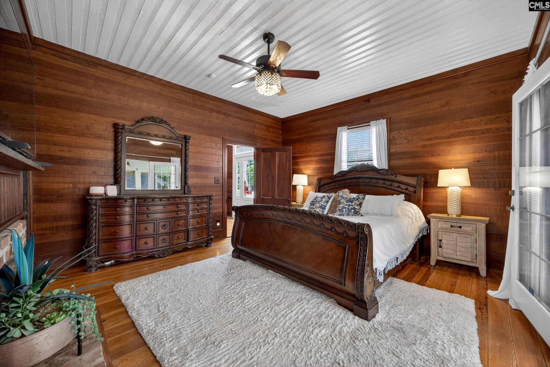 210 Shorebreeze Drive  Photo 9
