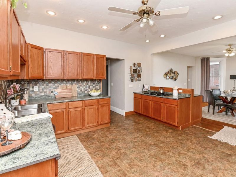 4235 Vine Street, Cincinnati, OH 45217 Photo 16
