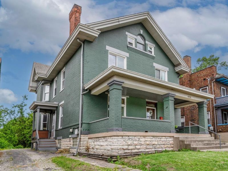 4235 Vine Street, Cincinnati, OH 45217 Photo 2