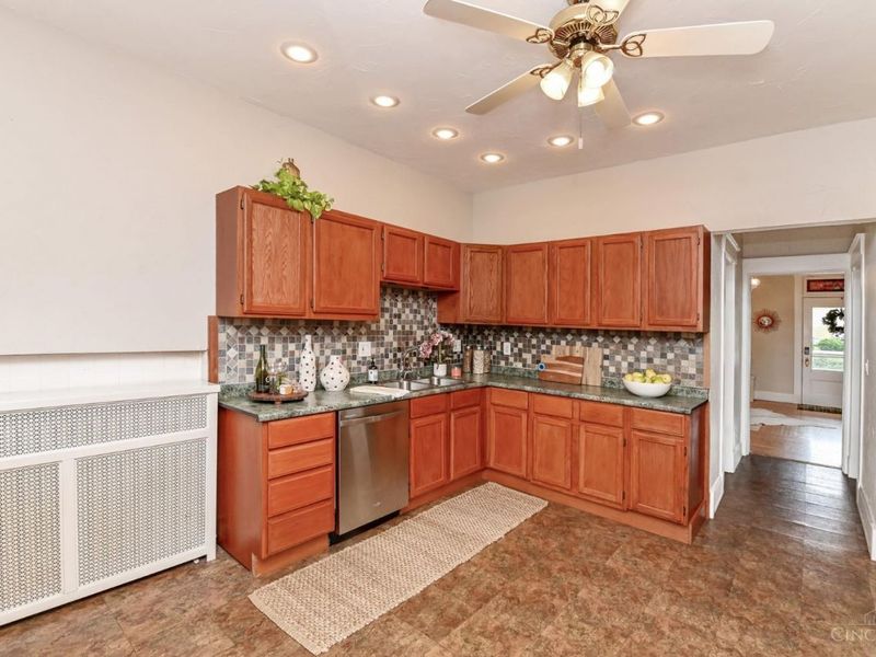 4235 Vine Street, Cincinnati, OH 45217 Photo 20