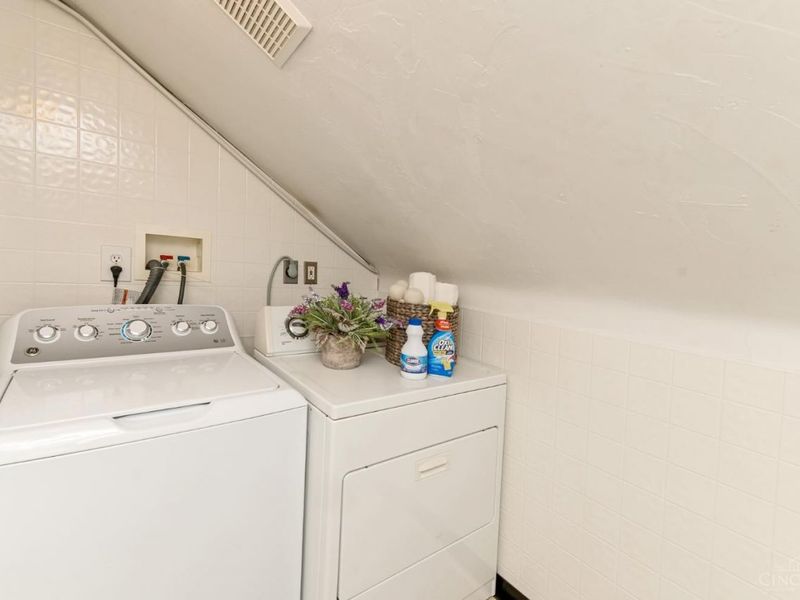 4235 Vine Street, Cincinnati, OH 45217 Photo 42