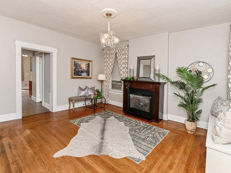 4235 Vine Street, Cincinnati, OH 45217 Photo 6