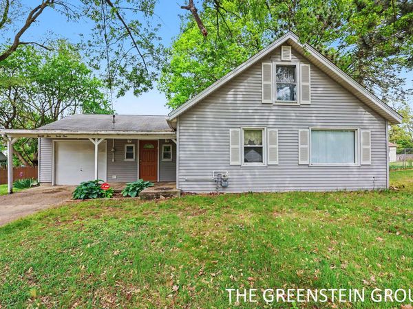2541 Day Avenue NW, Grand Rapids, MI 49544