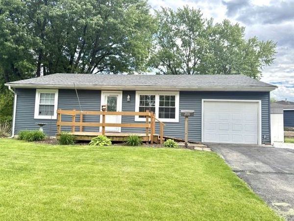2016 Midhurst Court , Joliet, IL 60435