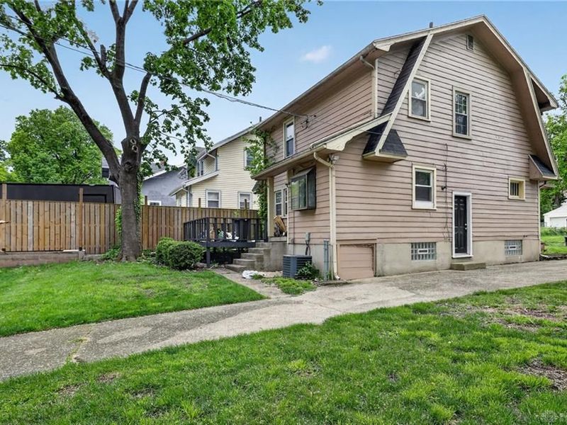 358 Cherry Drive, Dayton, OH 45405 Photo 6