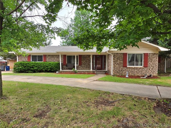 6130 S Joplin Avenue , Tulsa, OK 74136