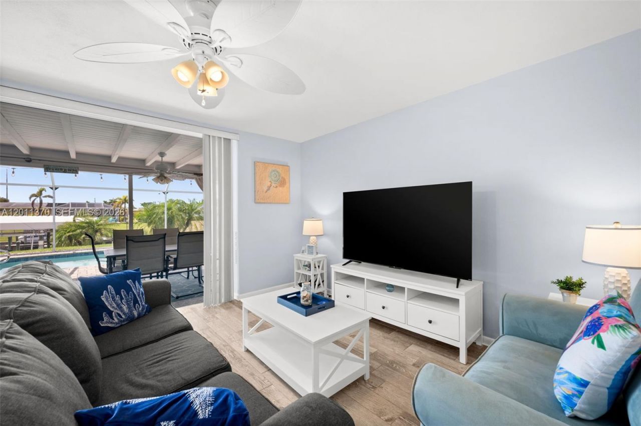 3014 SE 17th Avenue , Cape Coral, FL 33904 Photo