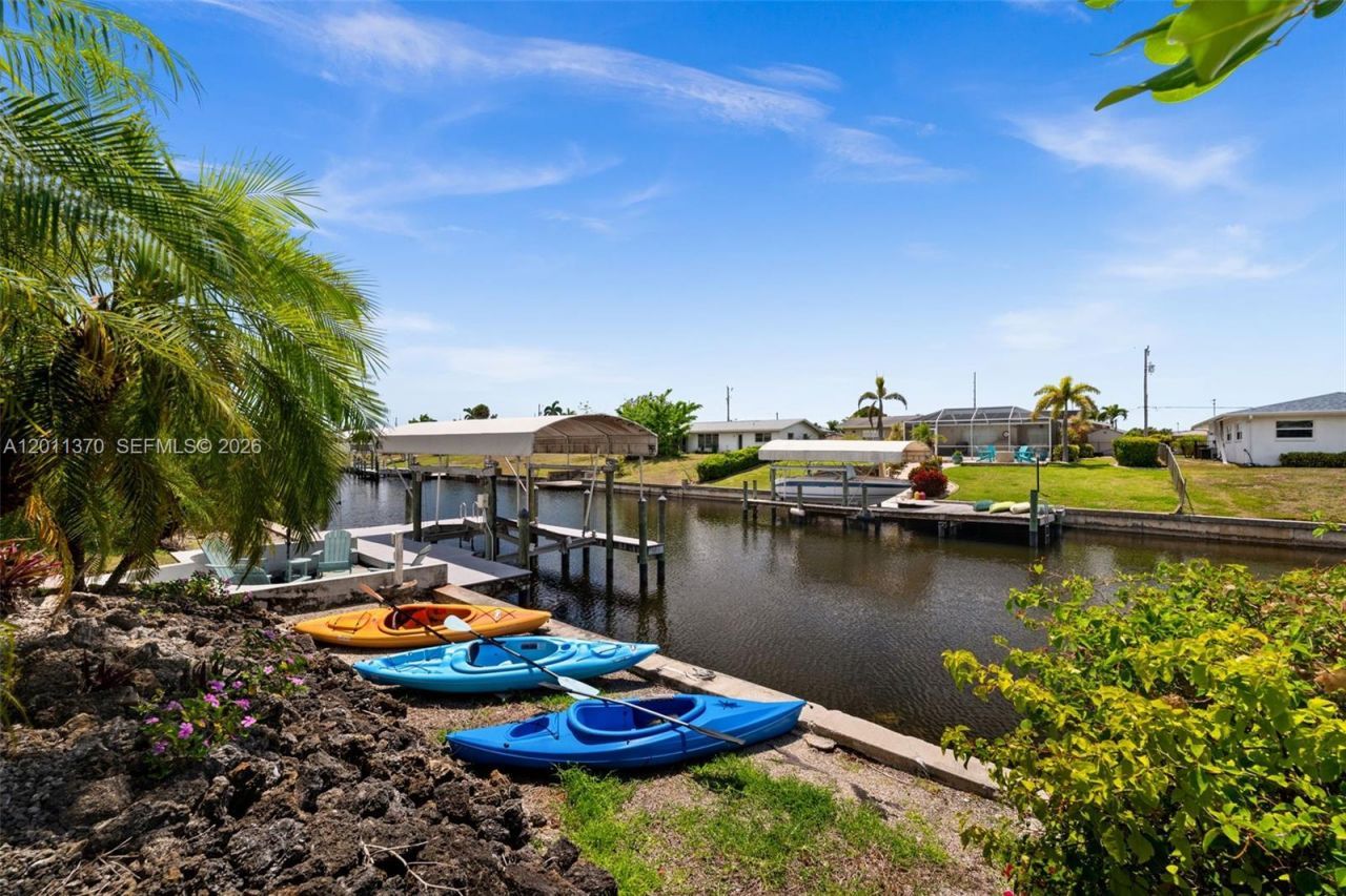 3014 SE 17th Avenue , Cape Coral, FL 33904 Photo