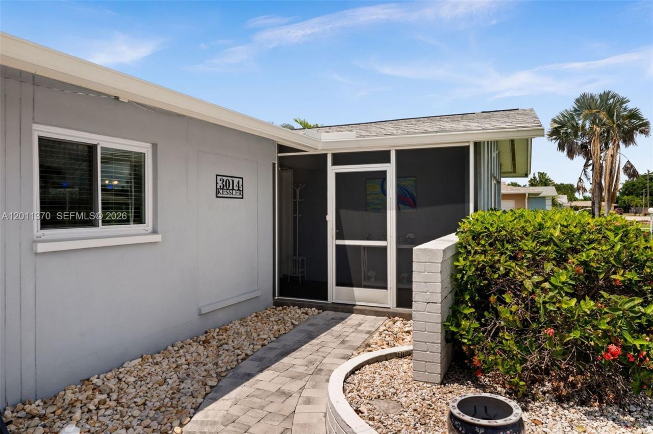 3014 SE 17th Avenue , Cape Coral, FL 33904 Photo