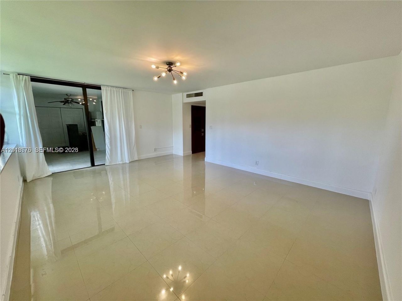 20441 NE 30th Ave , Unit 122-9, Aventura, FL 33180 Photo