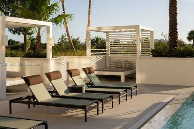 3900 Alton Road , Unit 305, Miami Beach, FL 33140 Photo