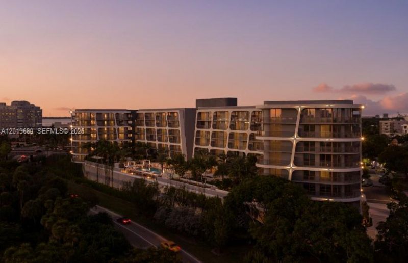 3900 Alton Road , Unit 305, Miami Beach, FL 33140 Photo
