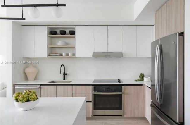 3900 Alton Road , Unit 305, Miami Beach, FL 33140 Photo