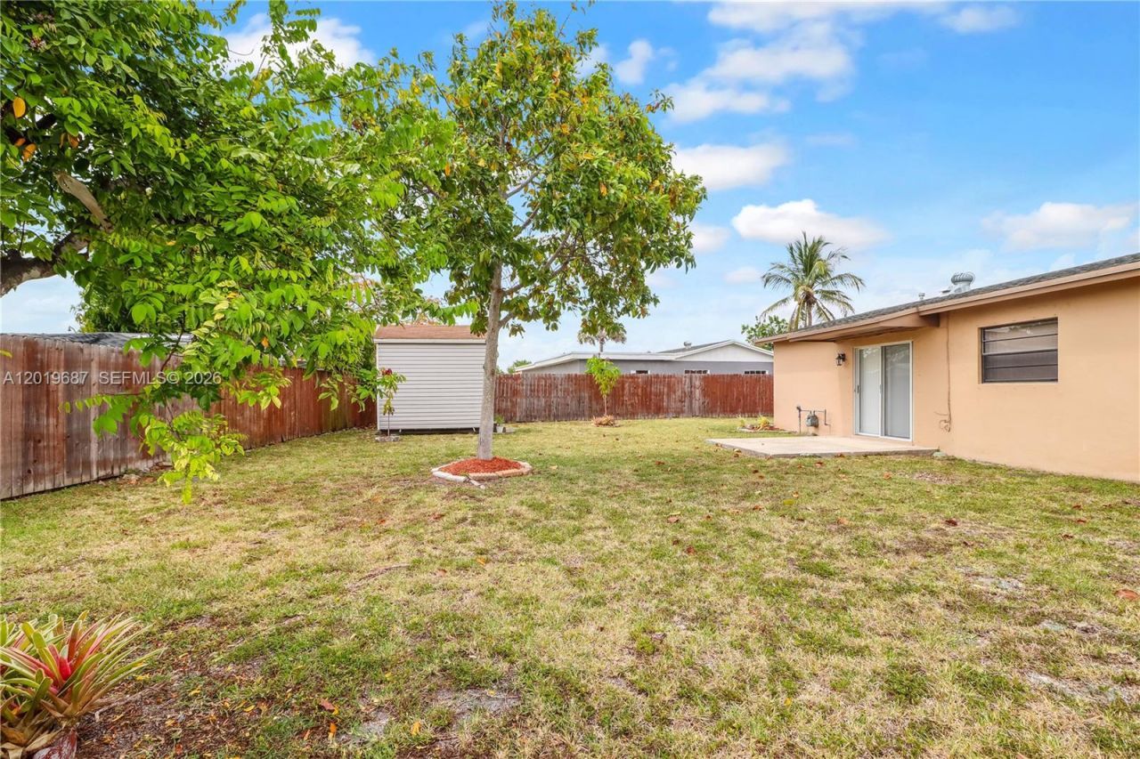 15502 SW 102nd Ave, Miami, FL 33157 Photo