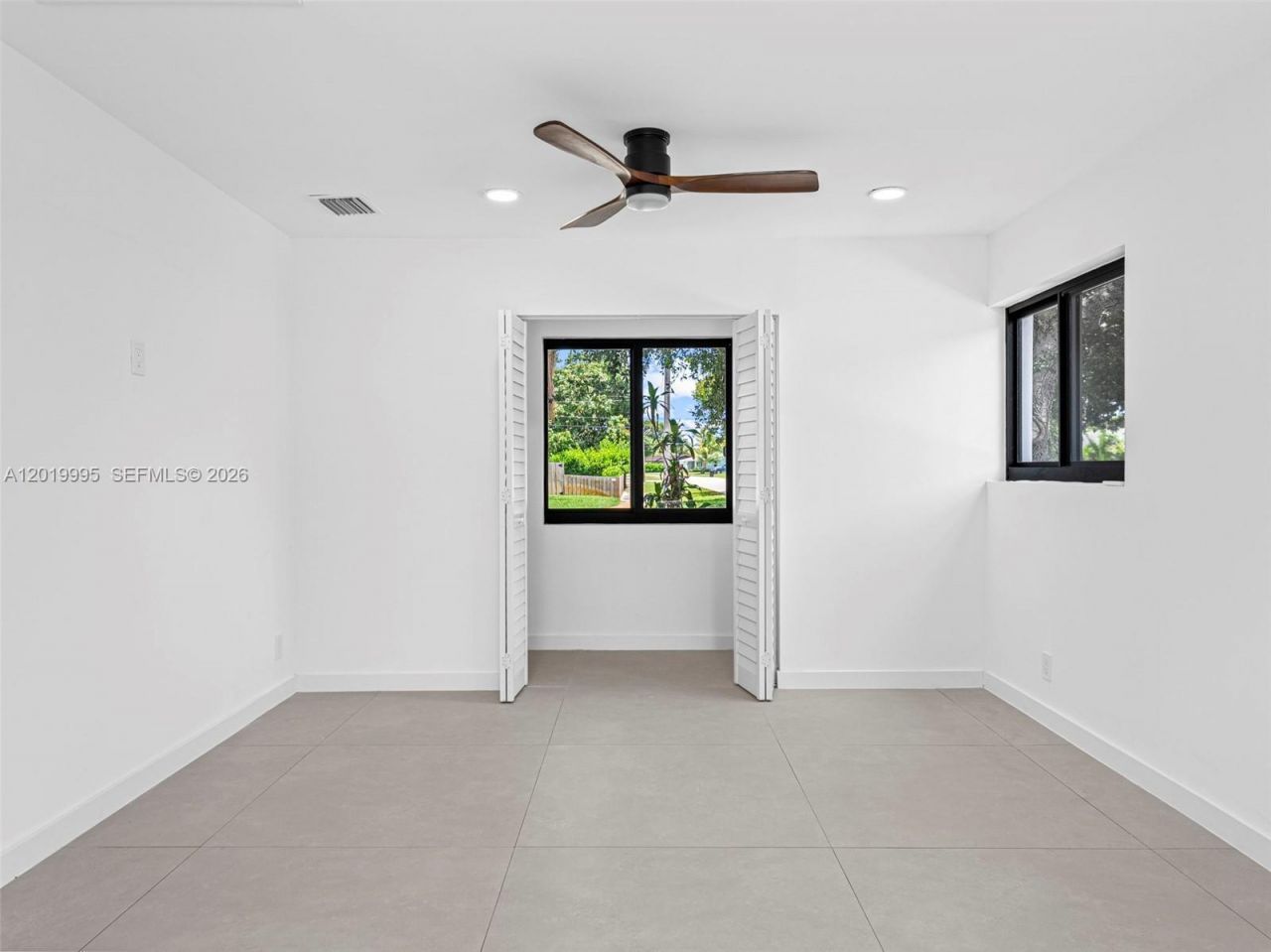 949 Lighthouse Dr, North Palm Beach, FL 33408 Photo