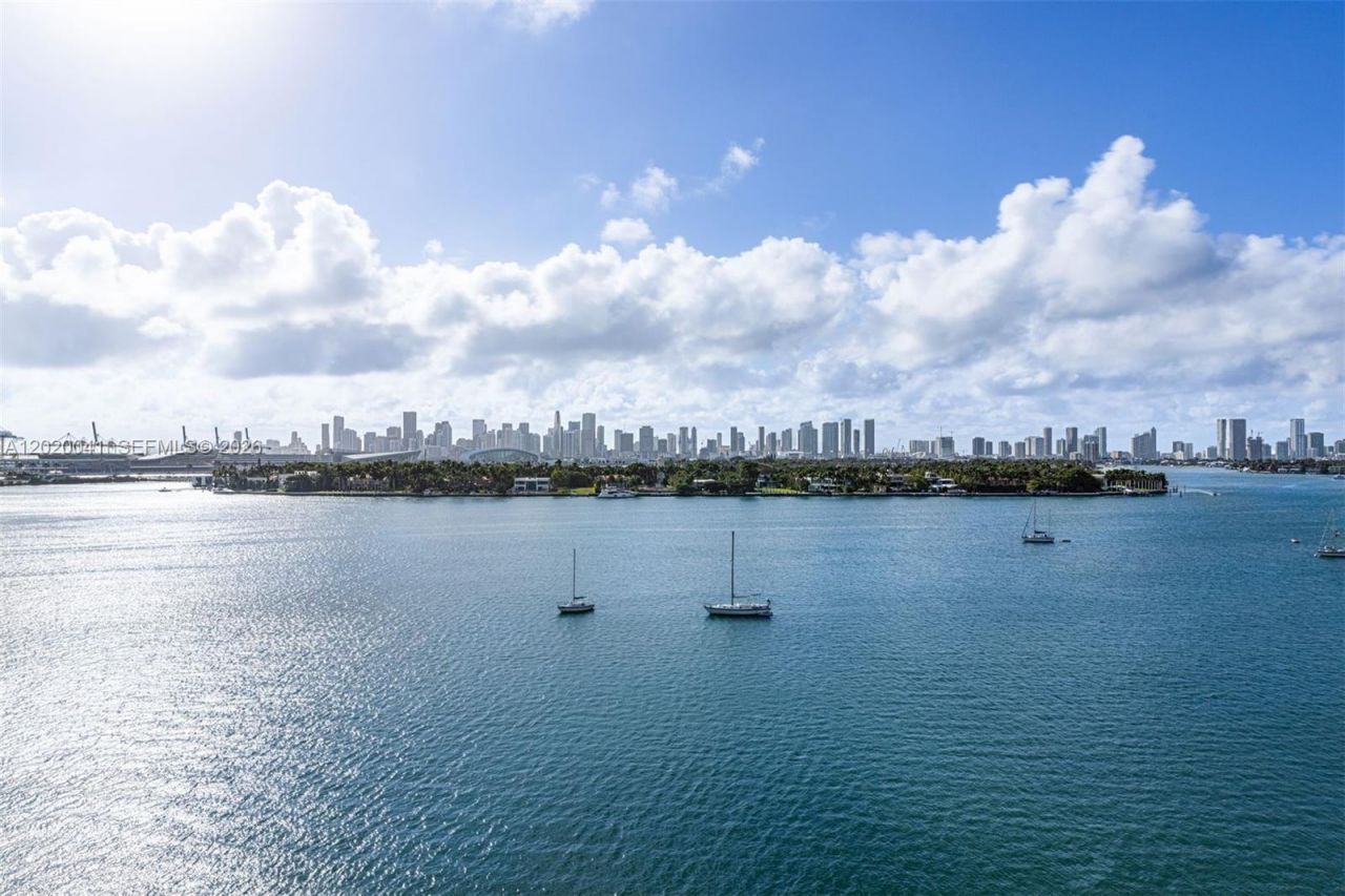 800 West Ave , Unit PH11, Miami Beach, FL 33139 Photo