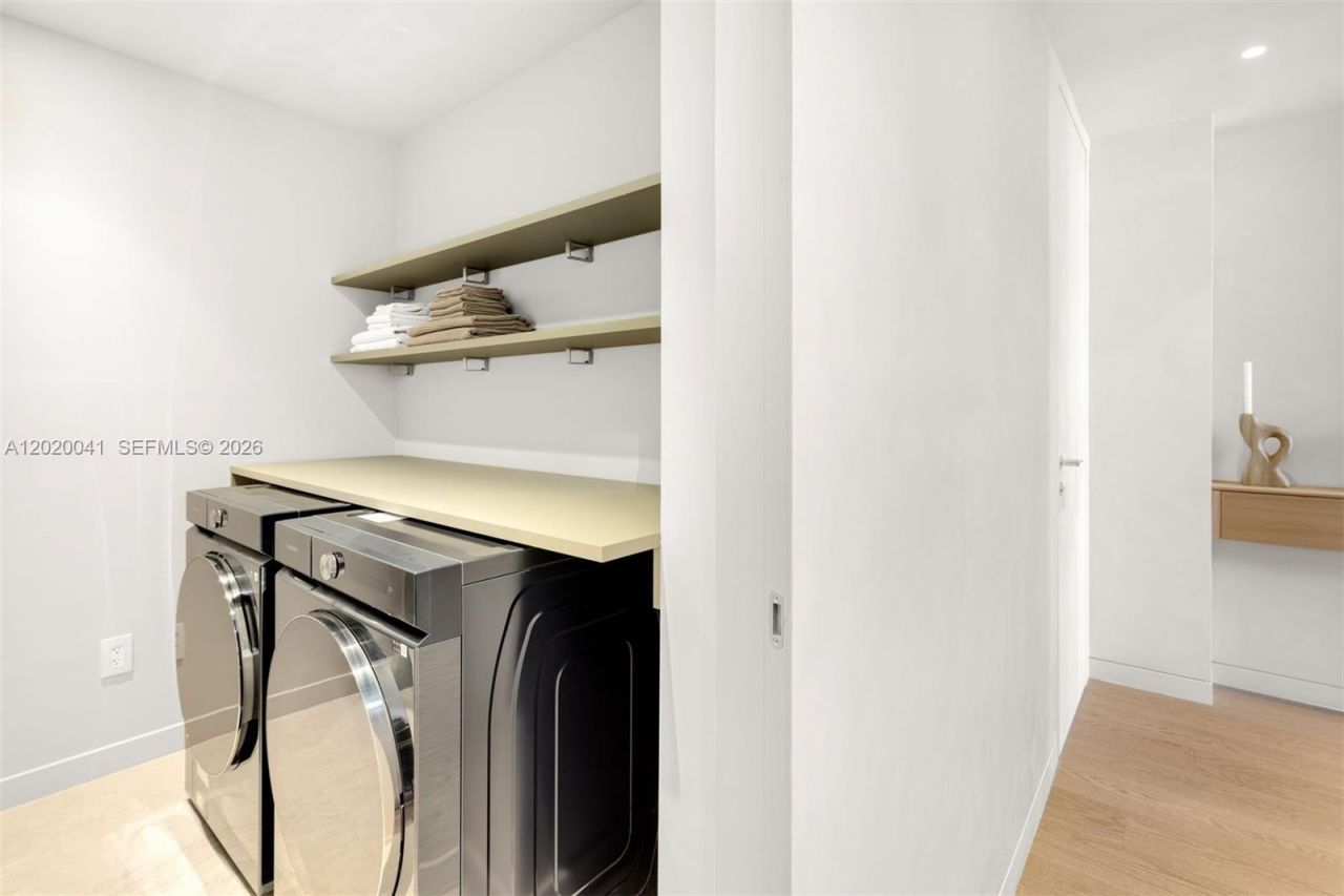 800 West Ave , Unit PH11, Miami Beach, FL 33139 Photo