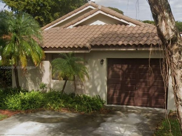 13611 SW 103rd St , Miami, FL 33186