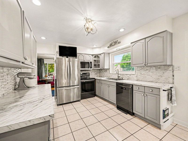 200 Kyles Lane, Covington, KY 41011 Photo 10