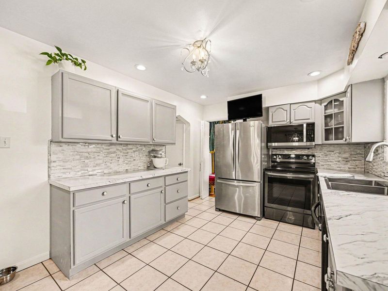 200 Kyles Lane, Covington, KY 41011 Photo 11