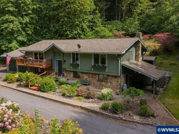 41178 Port Dr, Sweet Home, OR 97386