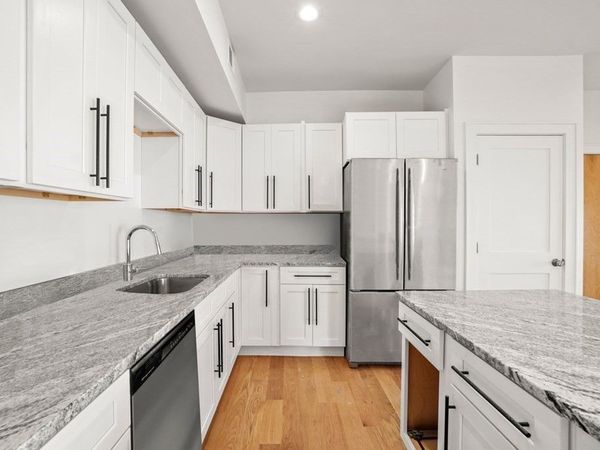 38 Fleet St, Unit 1, Boston, MA 02109