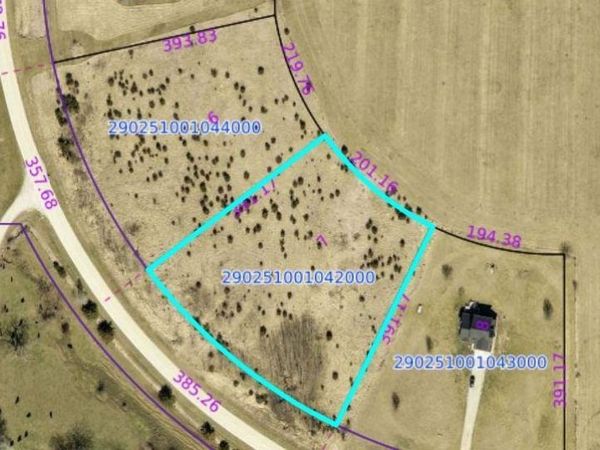 19590 205Th Avenue, Centerville, IA 52544