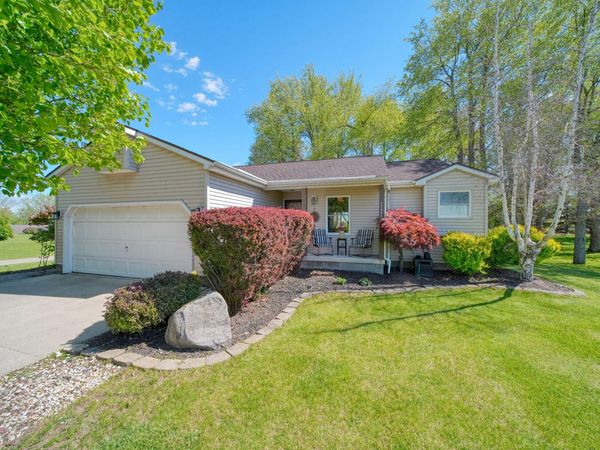 13865 Northmoor Drive, Cement City, MI 49233