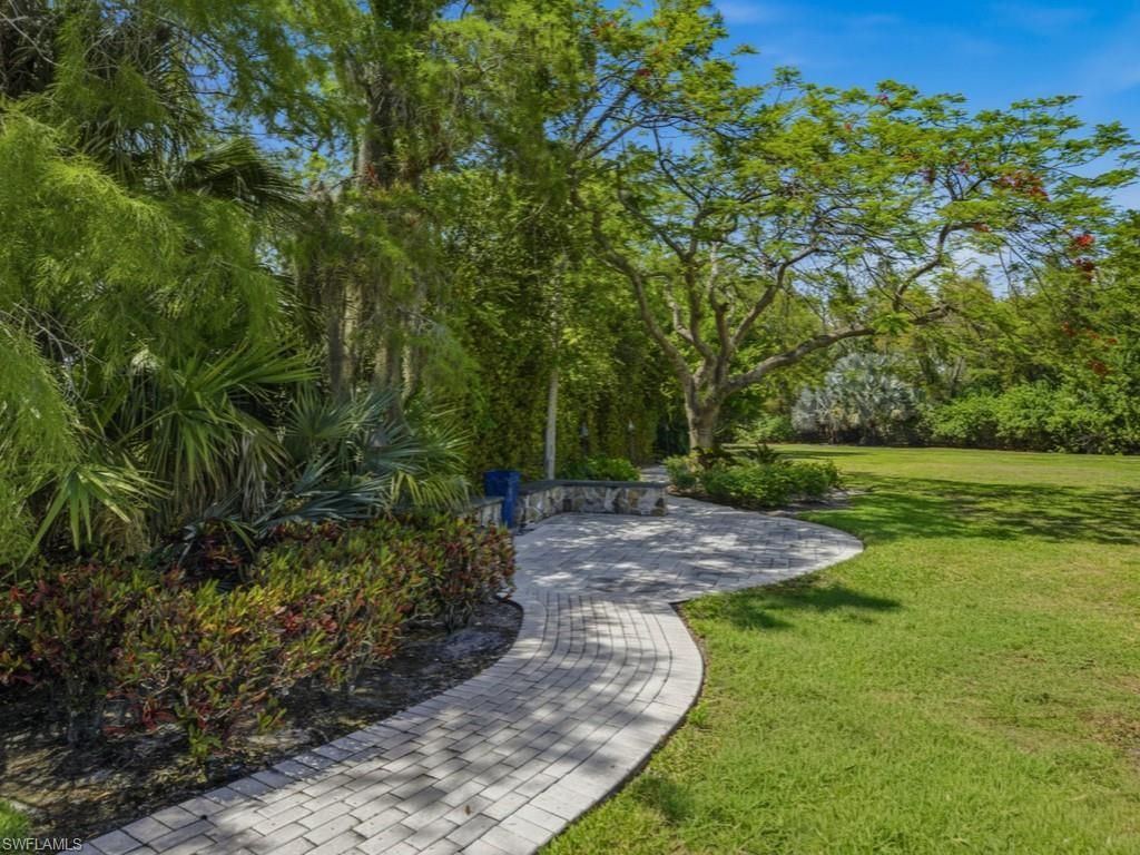 7051 Hunters Rd , Naples, FL 34109 Photo