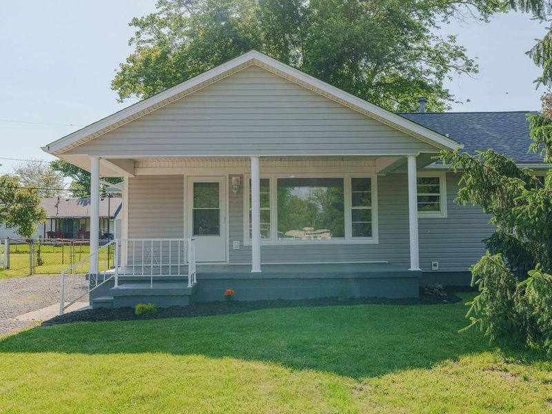 375 Kingston Pike , Circleville, OH 43113 Photo 3