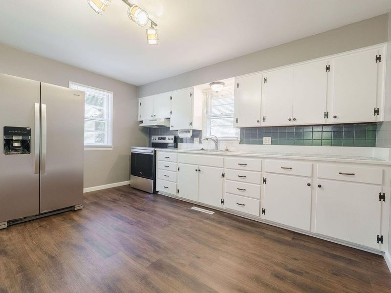 375 Kingston Pike , Circleville, OH 43113 Photo 9