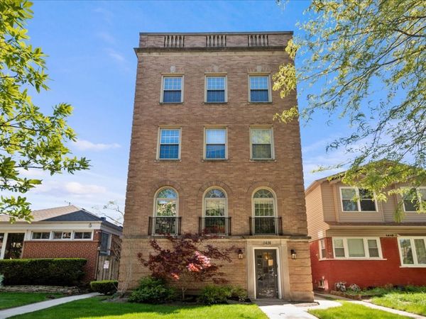1414 Dobson Street , Unit 1, Evanston, IL 60202